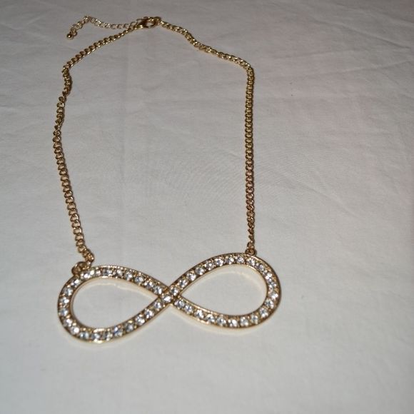 NECKLACE - Picture 4 of 6